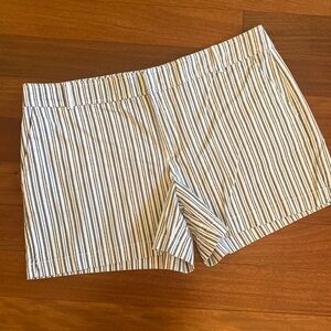 NY&CO BLACK & WHITE STRIPE COTTON JEAN SHORTS SIZE 12 EUC 😎